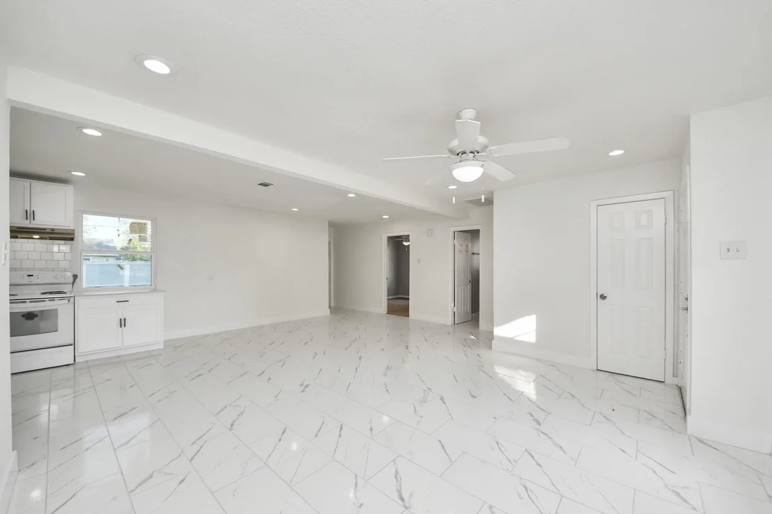 Photo of 2926 Knotty Oaks Trl Trail