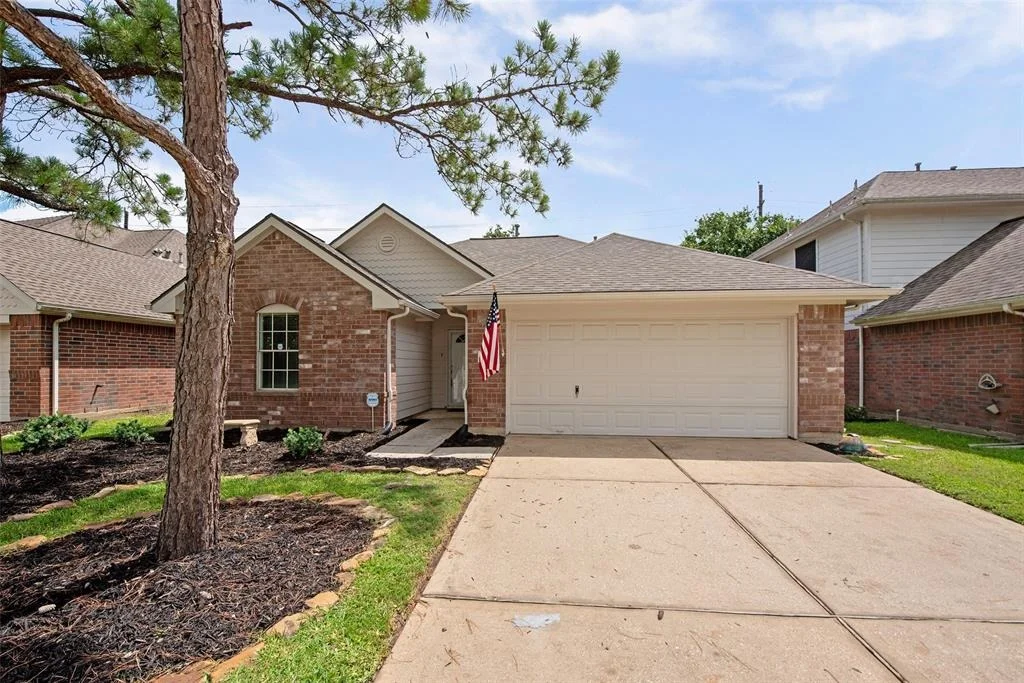 Photo of 16315 Redbud Berry Lane