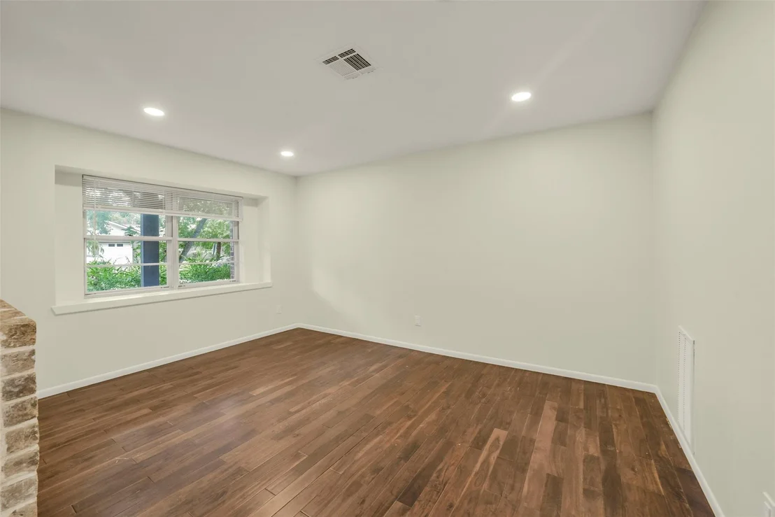 Photo of 12307 Waldemar Drive