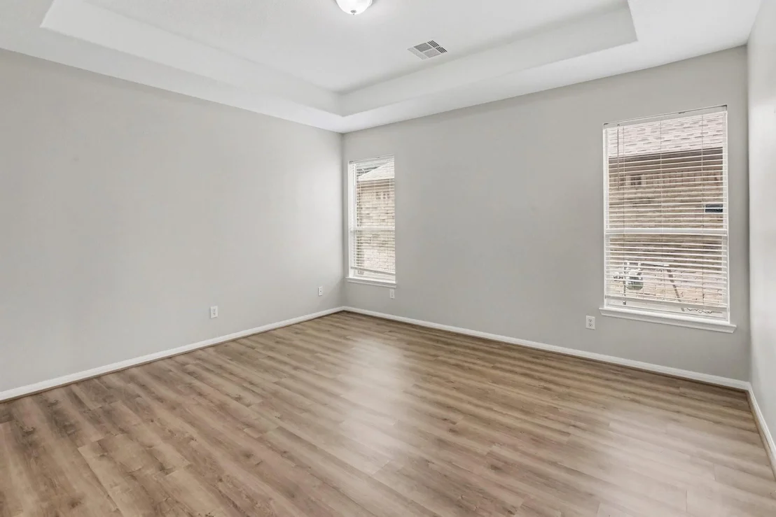 Photo of 914 Brady Bend Drive