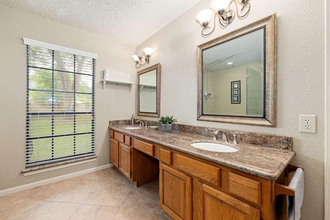 Photo of 23010 Lanham Drive