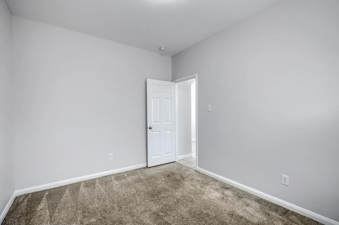Photo of 324 Meadow View Lane