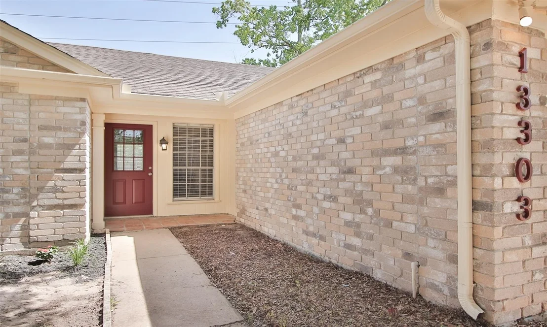 Photo of 13303 Hampton Falls Drive