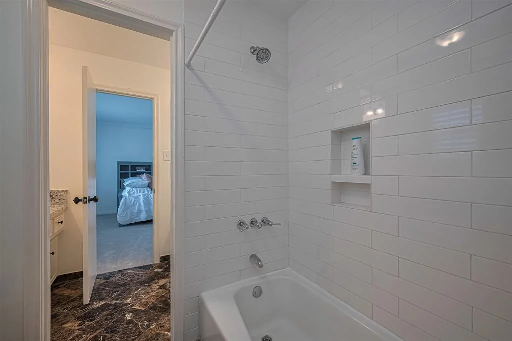 Photo of 14711 Carolcrest Drive