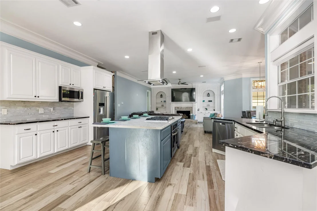 Photo of 16122 Wimbledon Forest Drive