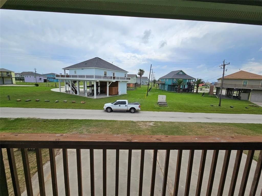 Photo of 970 Olive Drive