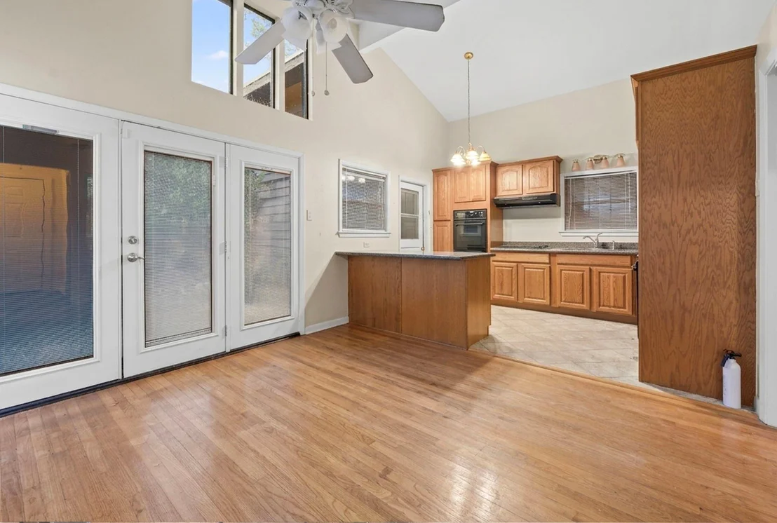 Photo of 7511 Dearborn Street