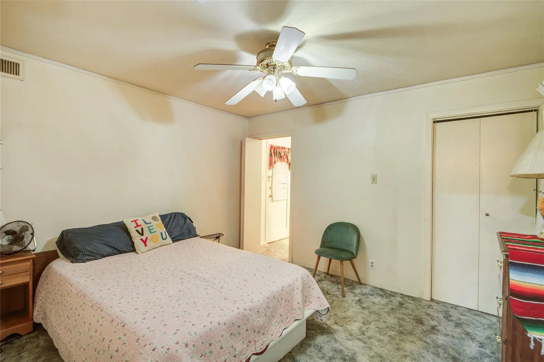 Photo of 1414 W 9th Street