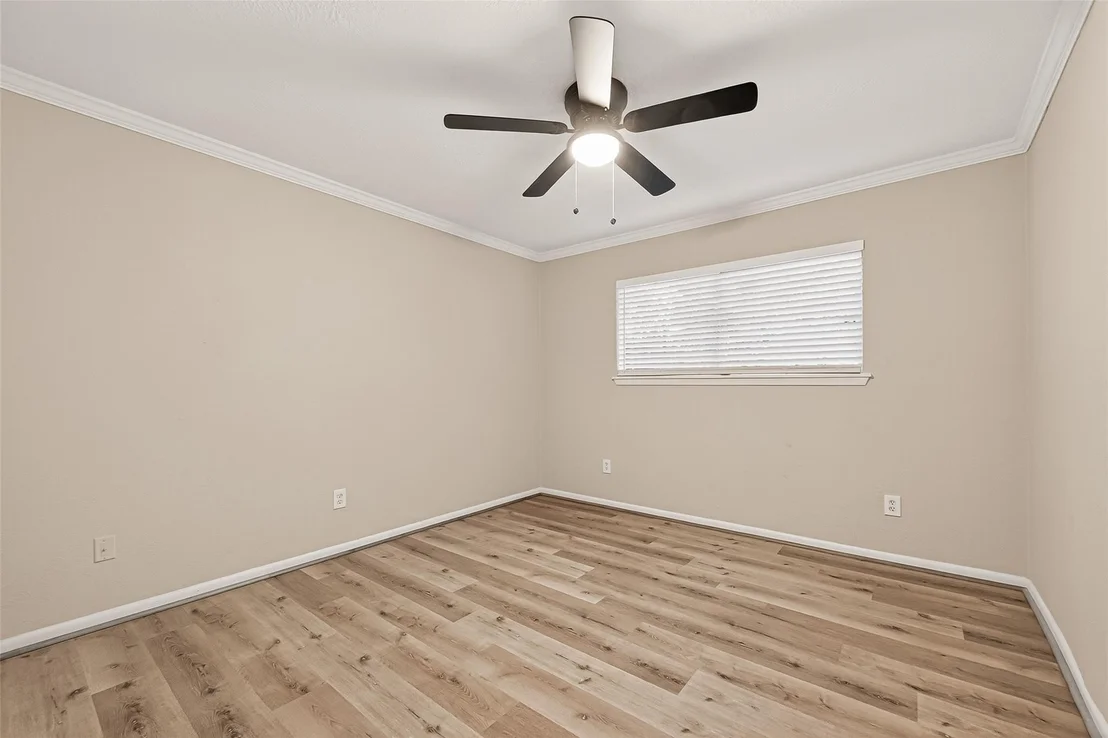 Photo of 5451 Oakhaven Lane