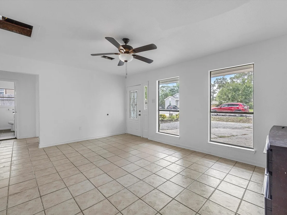 Photo of 8161 Record Street