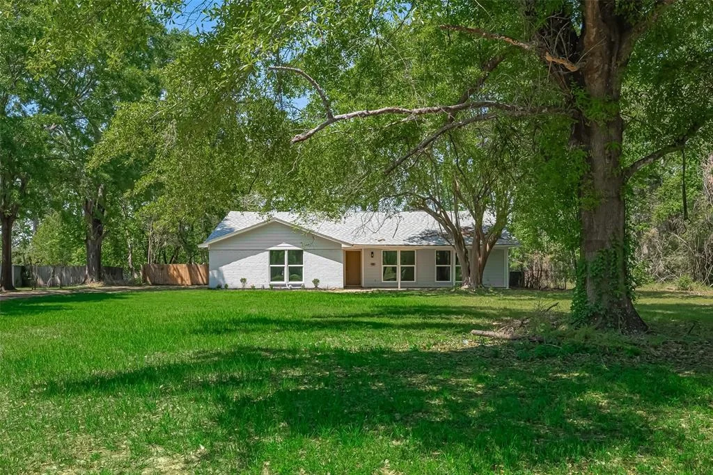 Photo of 23480 Mayer Road