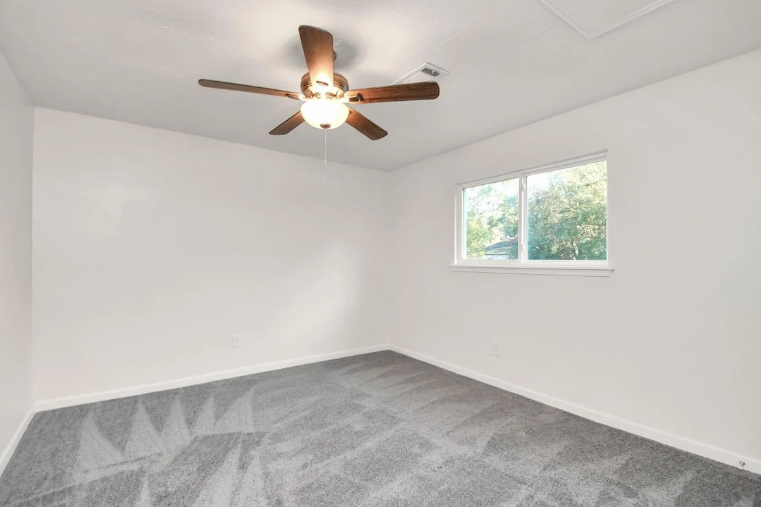 Photo of 3919 Fernglade Drive