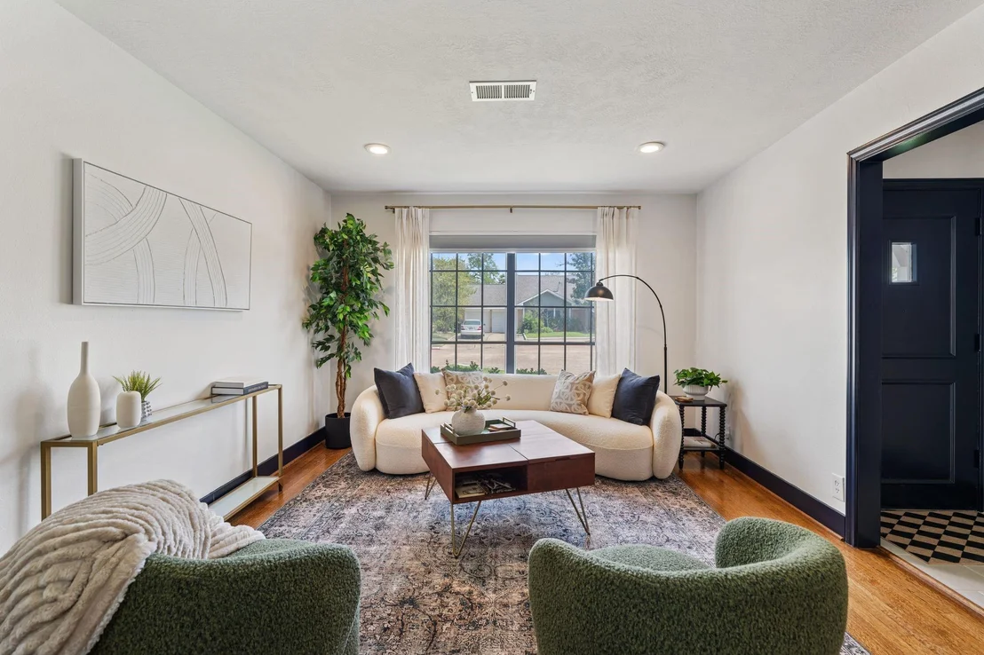 Photo of 1807 Tattenhall Drive