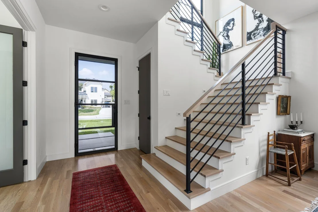 Photo of 935 Gardenia Drive