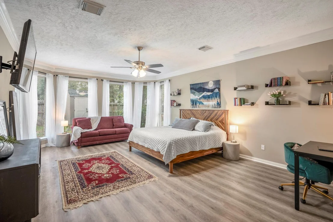 Photo of 11826 Thoreau Drive
