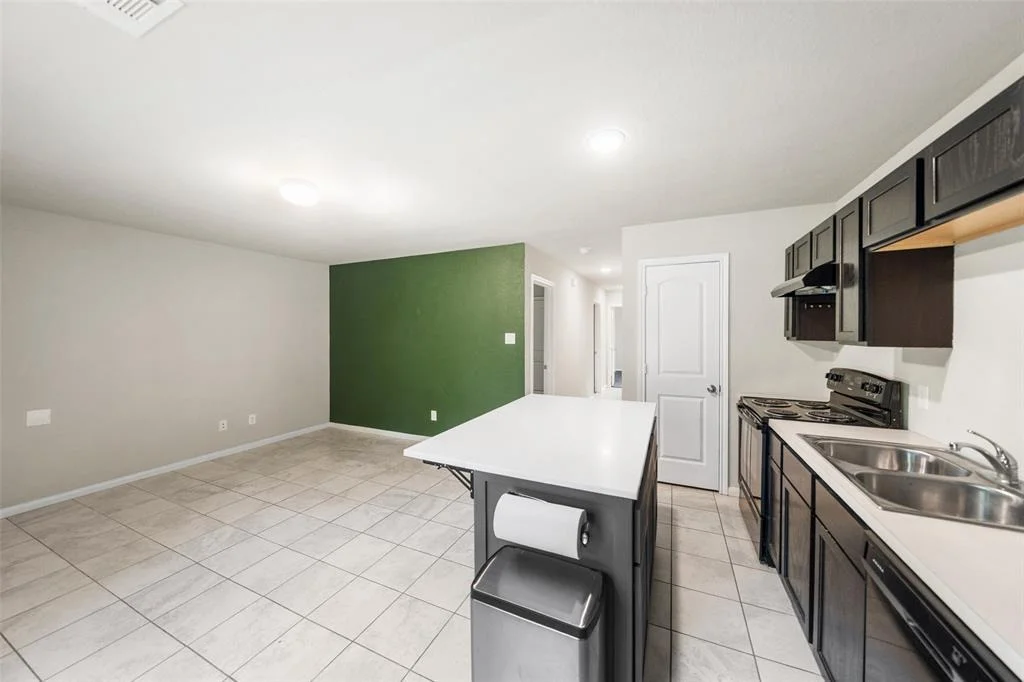 Photo of 15229 Travis Lane