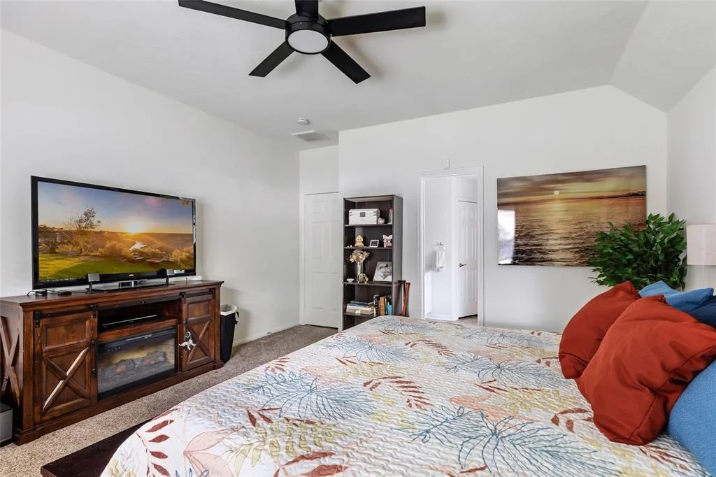 Photo of 18050 Landing Brook Drive