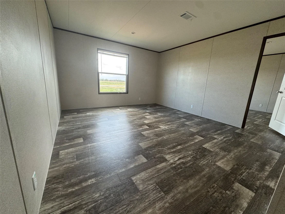 Photo of 1304 Saddleback Drive