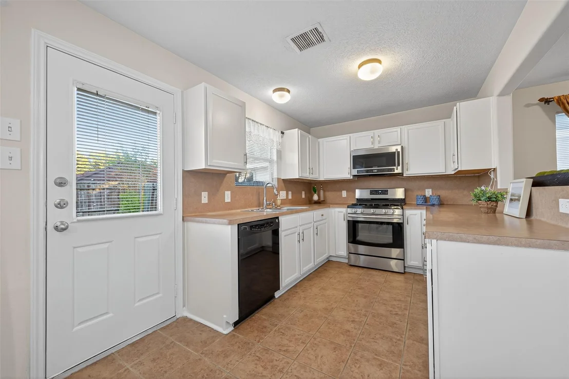 Photo of 4718 Cypress Dawn Lane