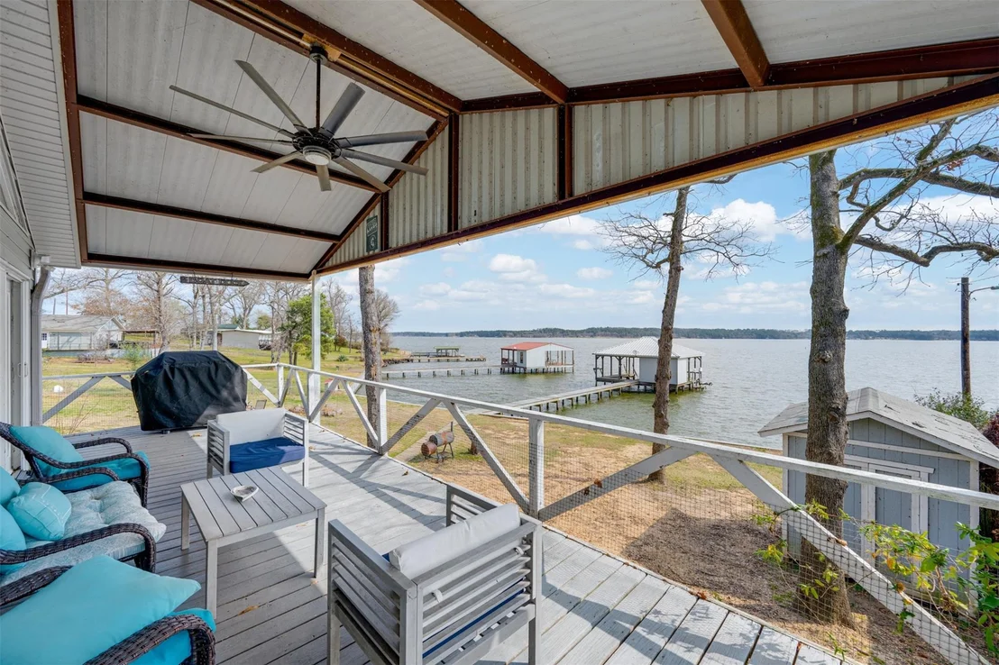 Photo of 1067 Beachside Drive
