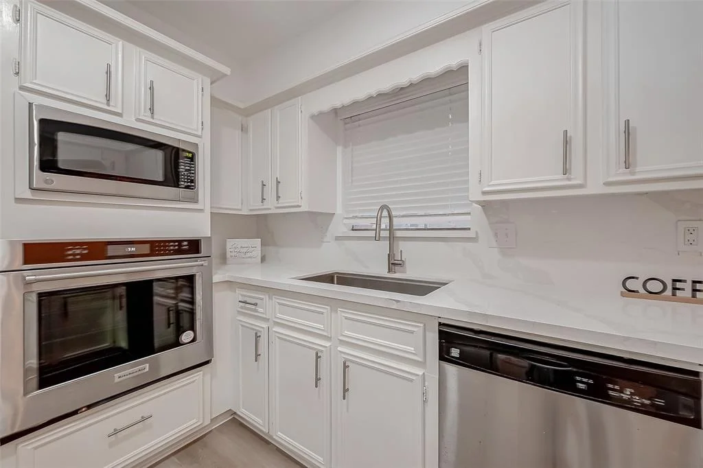 Photo of 5902 Templegate Drive