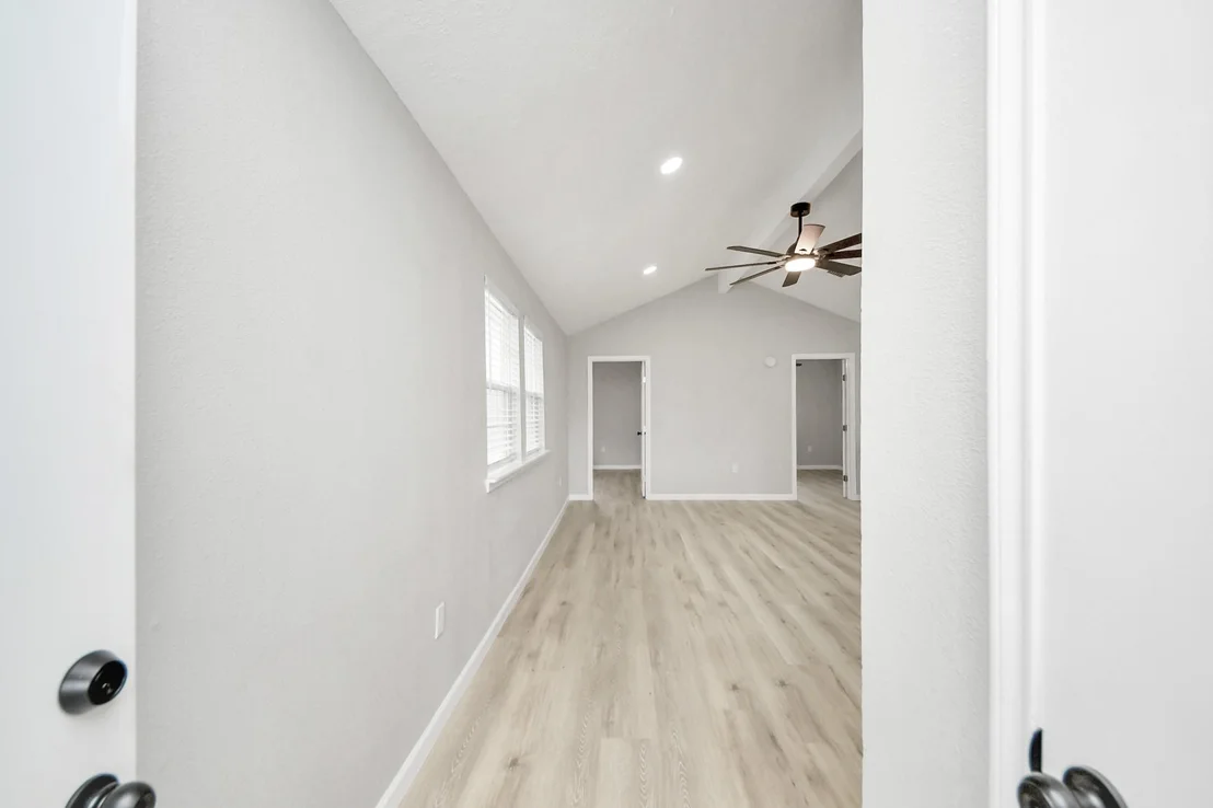 Photo of 5212 Willowview Drive