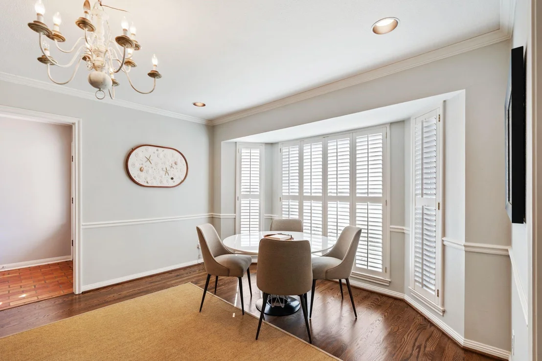 Photo of 1811 Briarpark Drive