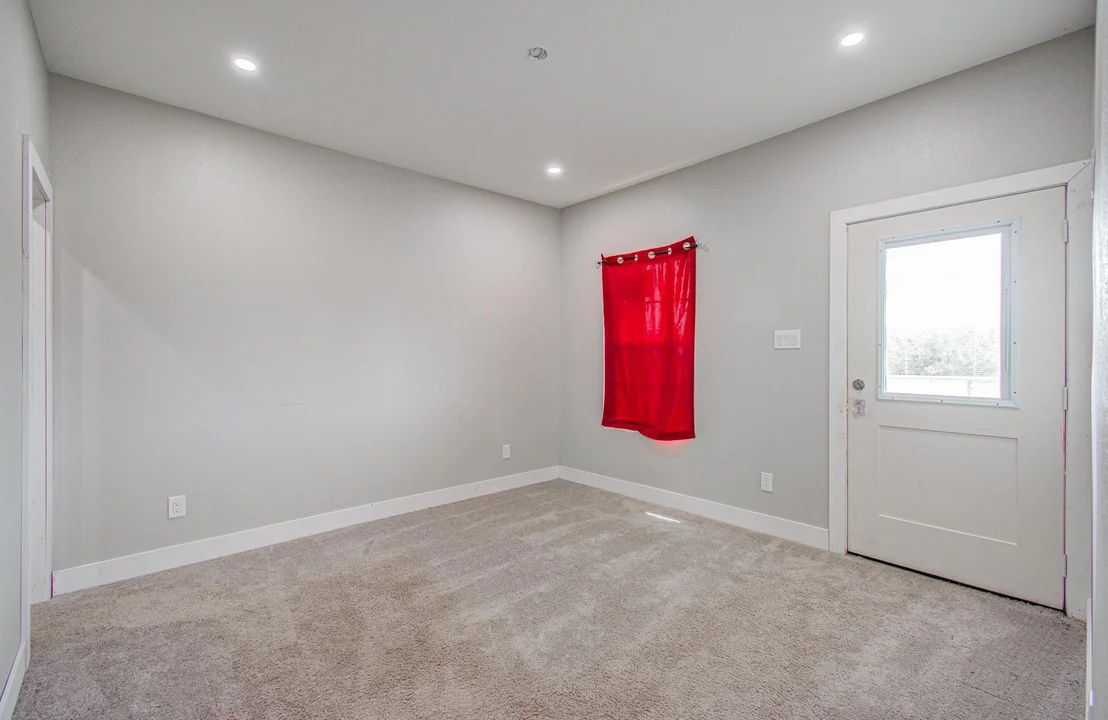 Photo of 1243 Road 5263