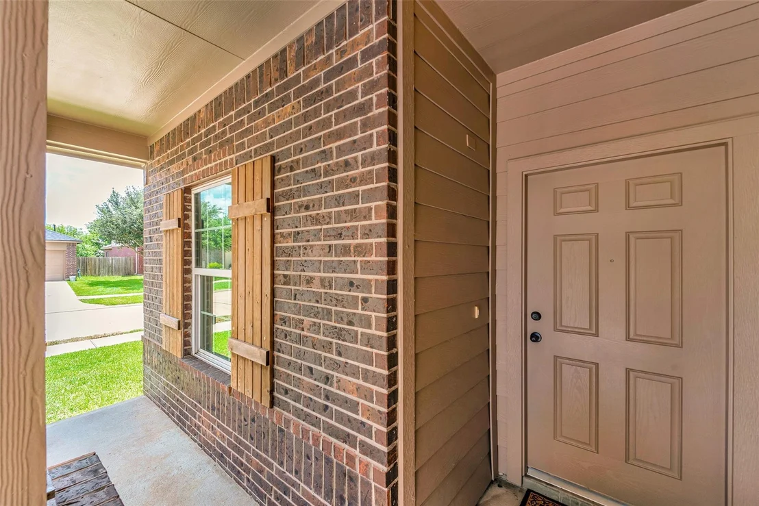 Photo of 18203 Canary Bluff Lane