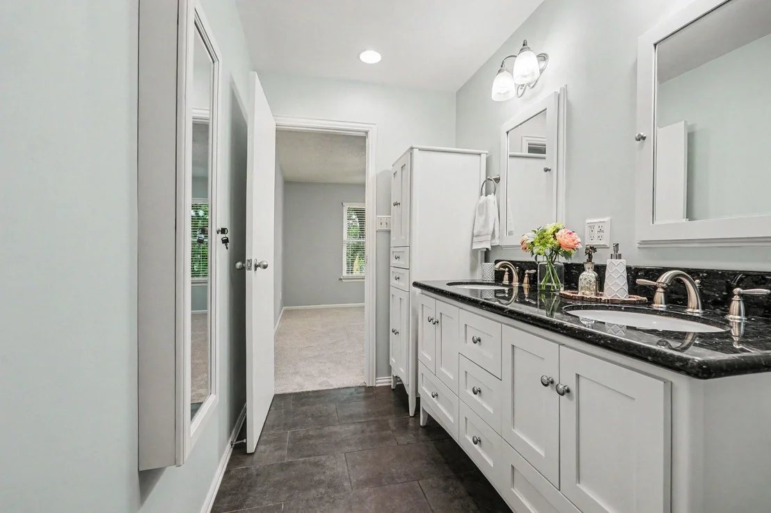 Photo of 15703 Maple Manor Drive
