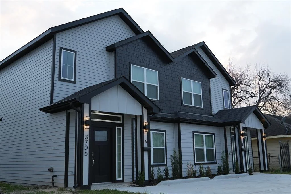 Photo of Unit AB at 3706 Eagle Street
