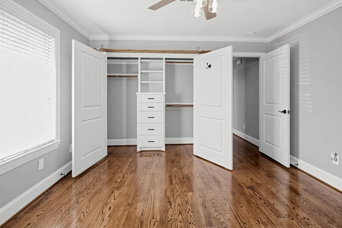 Photo of 1111 Timbergrove Lane