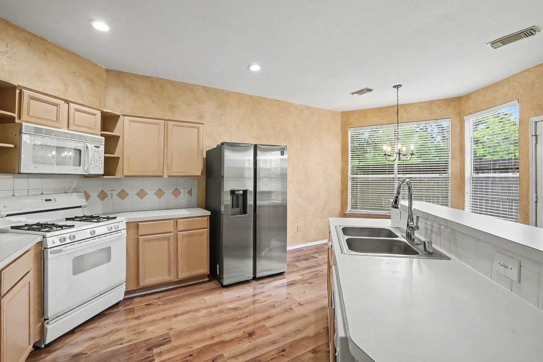 Photo of 1311 Coppercrest Drive