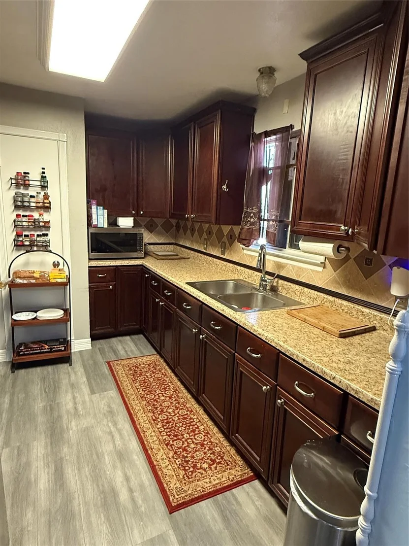Photo of 214 Maybrook Drive