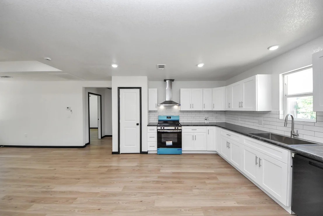 Photo of 2896 Road 5018
