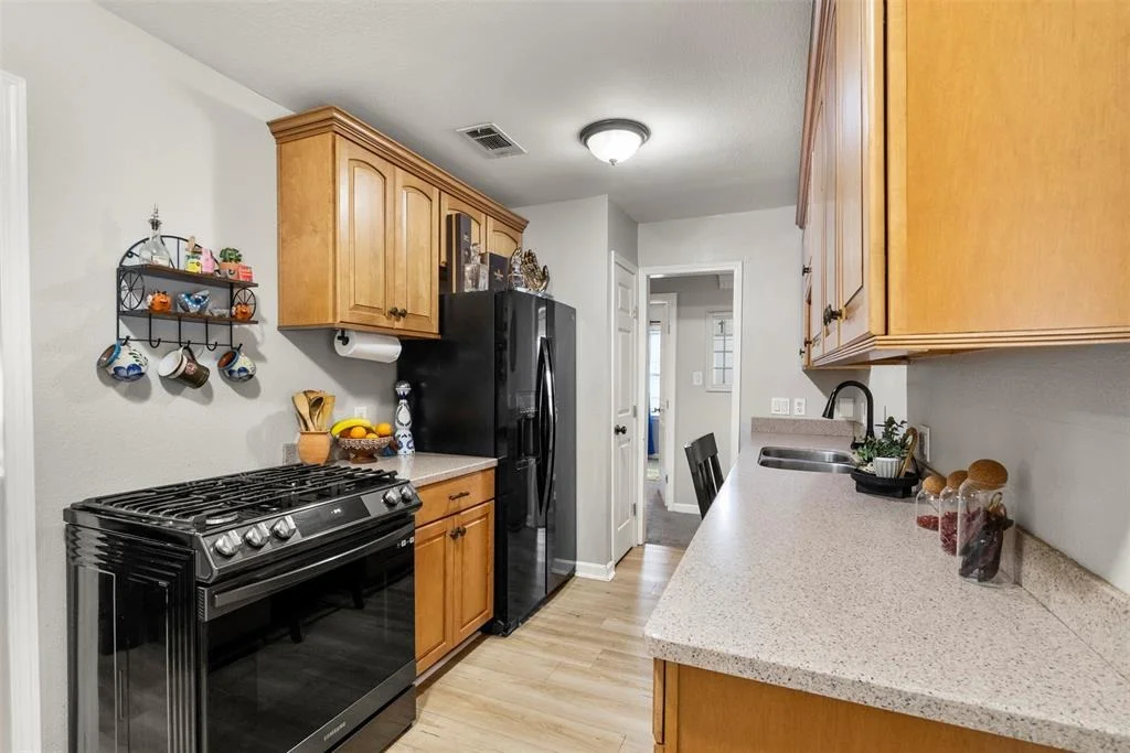 Photo of 915 Temple Drive
