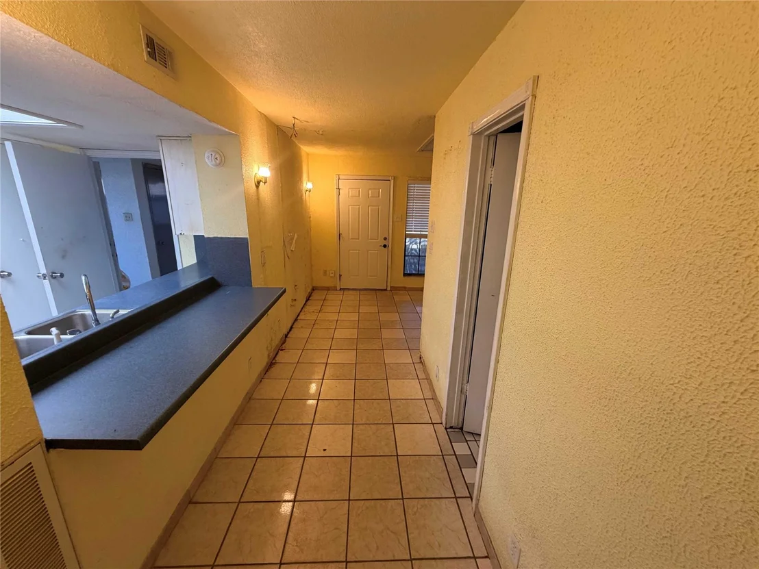 Photo of 14631 Leacrest Drive