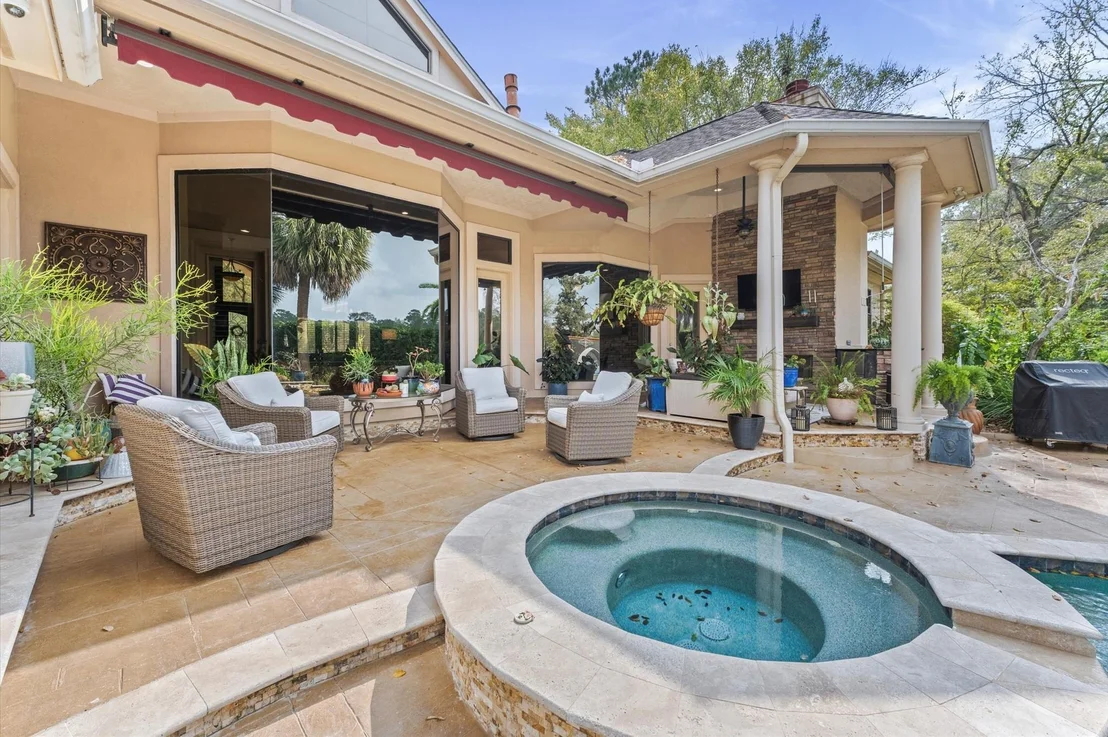 Photo of 9722 Crestwater Circle