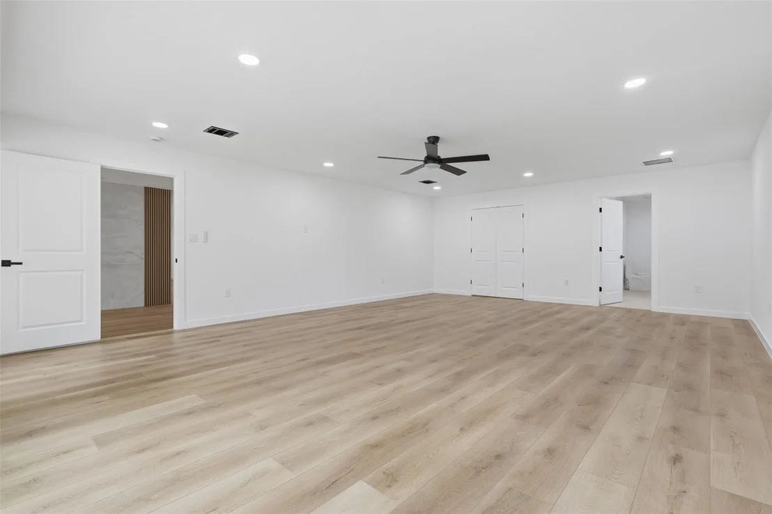 Photo of 4829 Willowbend Boulevard