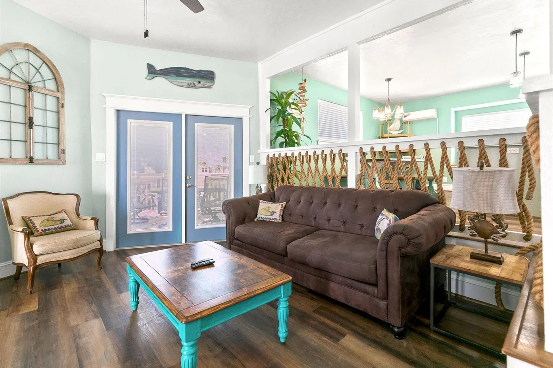 Photo of 319 Pompano Lane