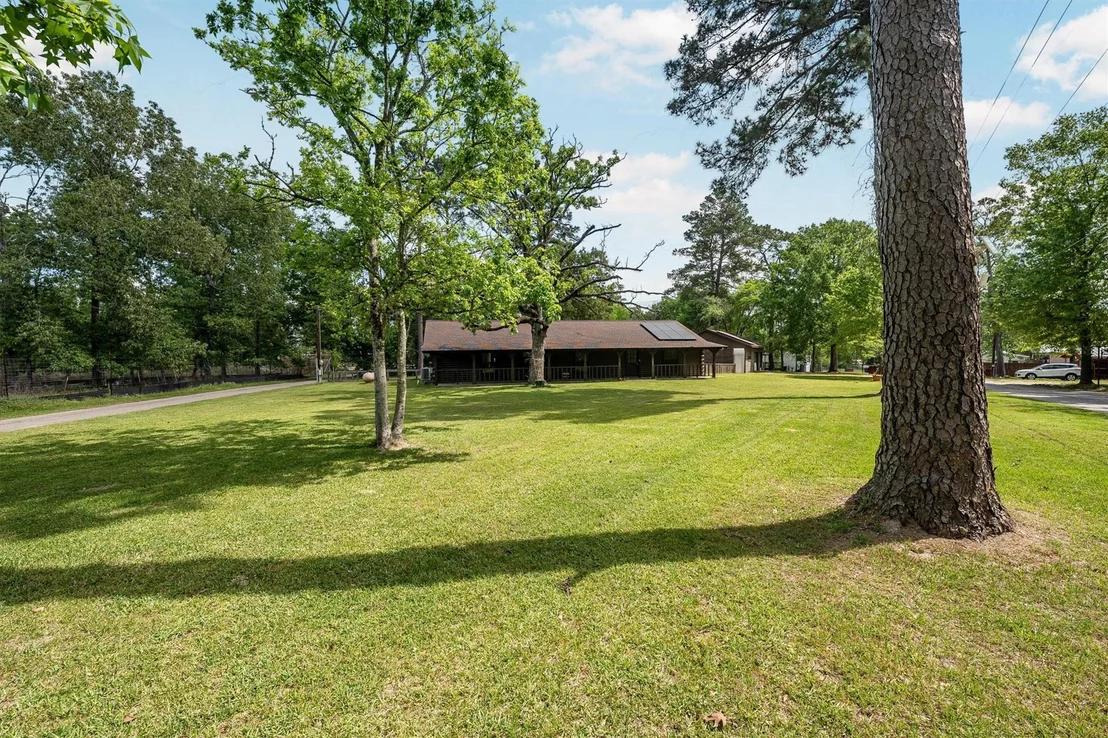 Photo of 12049 Clark Lane