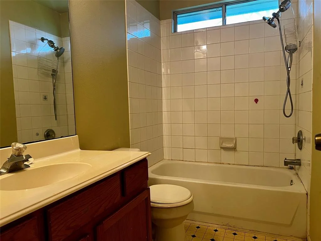 Photo of 4557 Hollow Hook Road