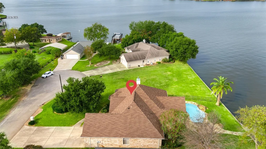 Photo of 14030 Shoreline Drive