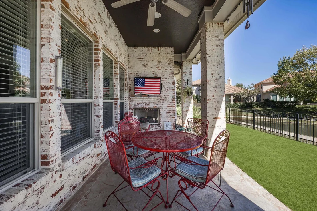 Photo of 115 Lake Sterling Gate Drive