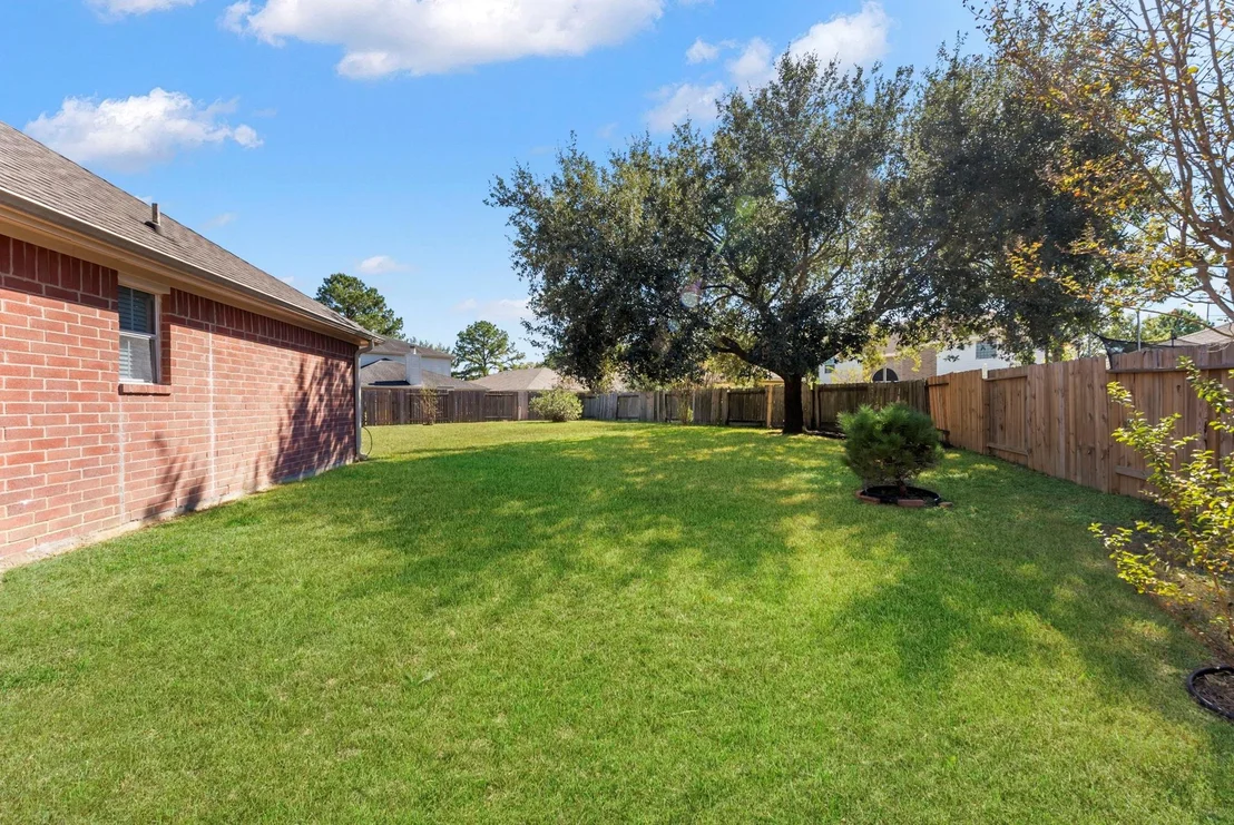 Photo of 19106 Poplar Trails Lane