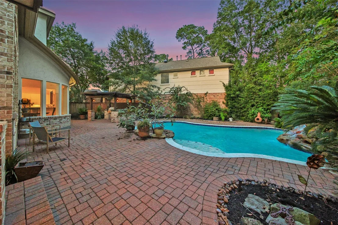 Photo of 1302 Avon Way