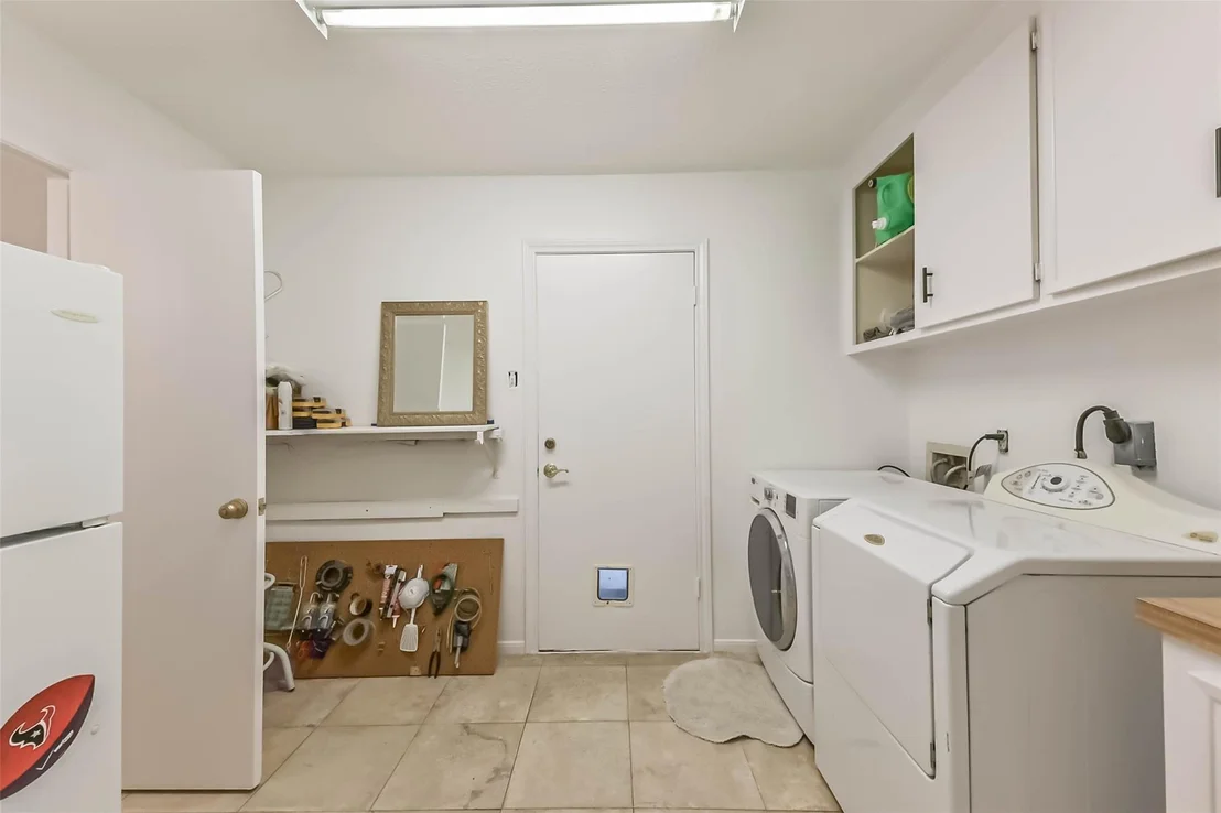Photo of 6610 Chancellor Drive