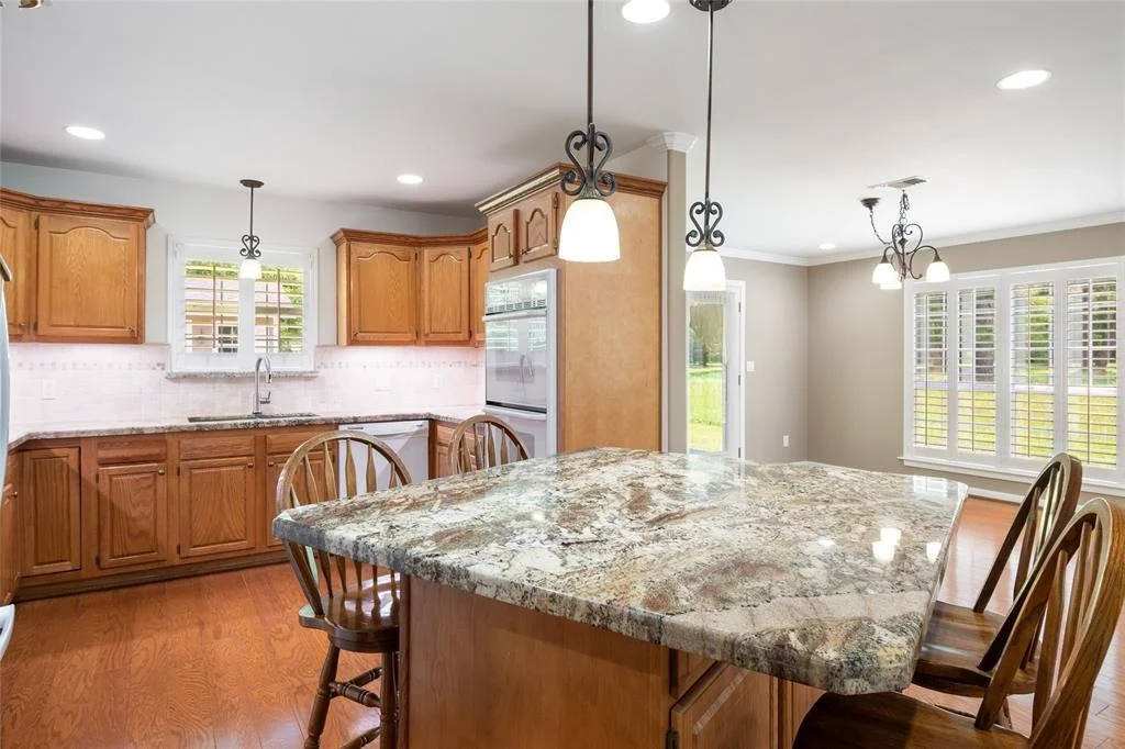 Photo of 90 Westwood Drive E