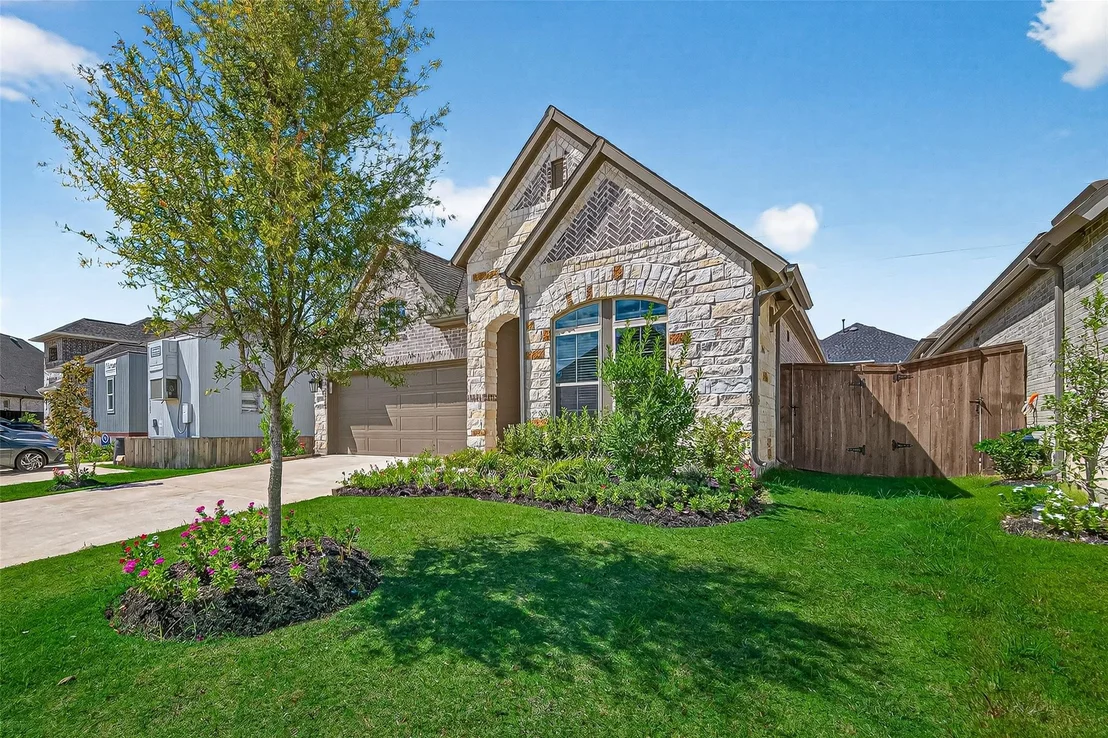Photo of 2107 Bitter Melon Drive