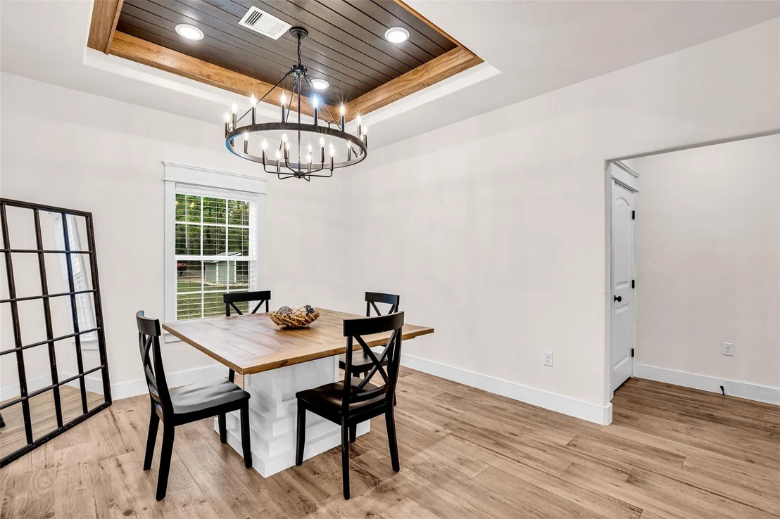 Photo of 10040 Shepard Hill Road